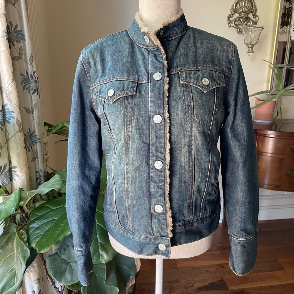 Vintage Gap Y2K Sherpa Lined Denim Trucker Jacket